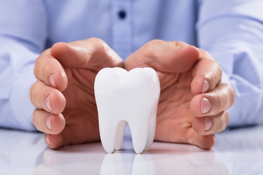 Quels soins après la pose d’un implant dentaire ?
