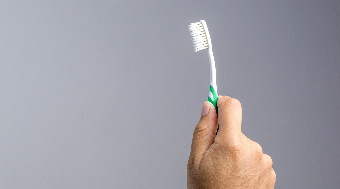 Filamentos del cepillo de dientes y salud oral