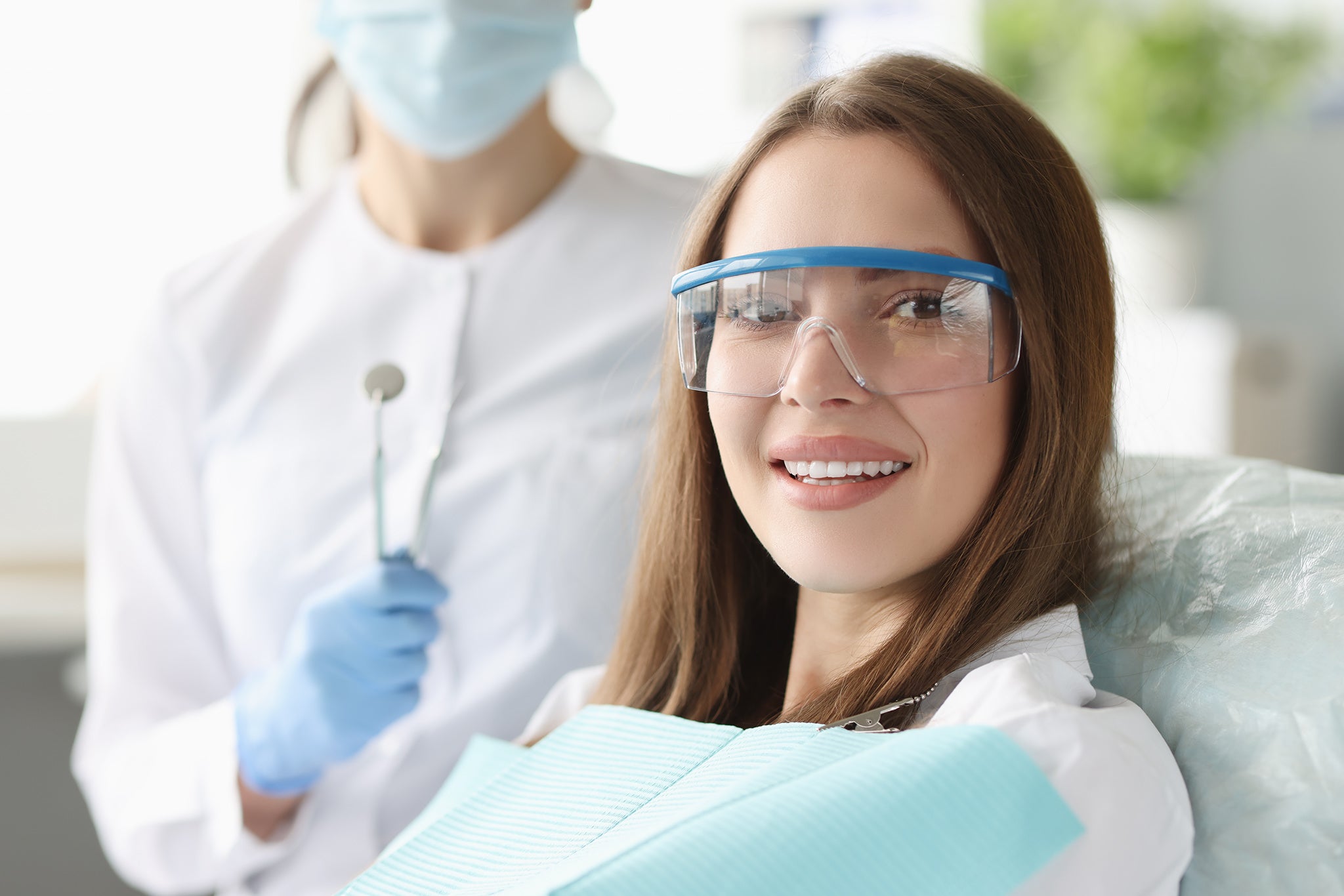 Woman-smiling-and-ready-for-the-dental-check