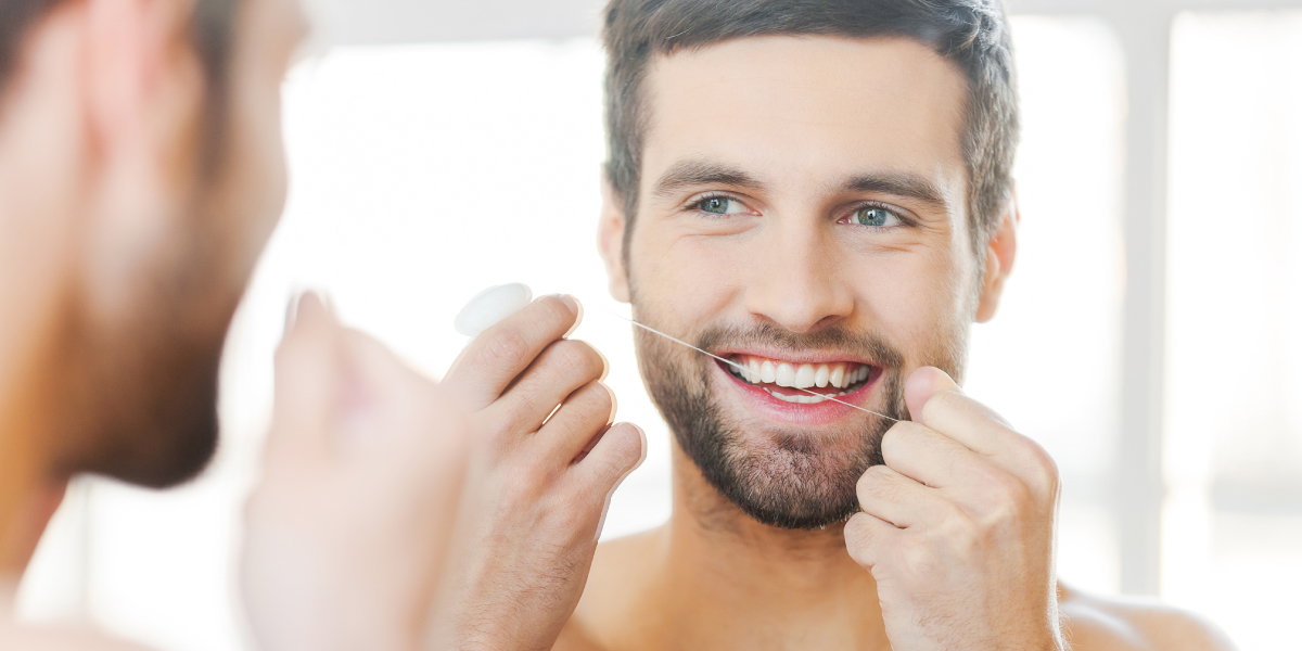 Palillo y cepillo interdental vs. hilo dental - ¿Cuál es mejor?