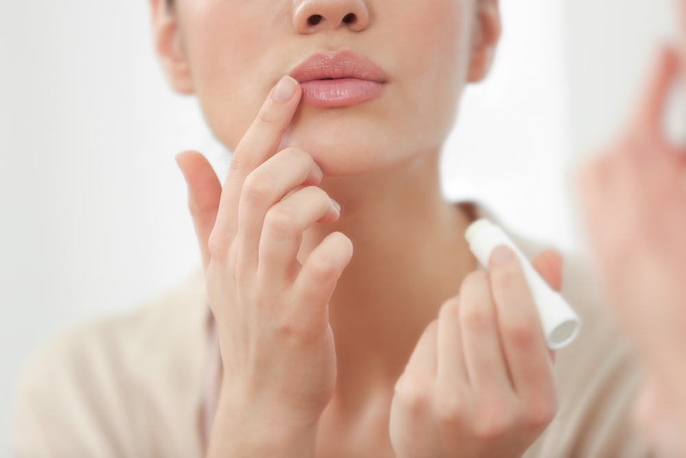 Zapalenie kącików ust (zajady) - przyczyny, objawy i leczenie 